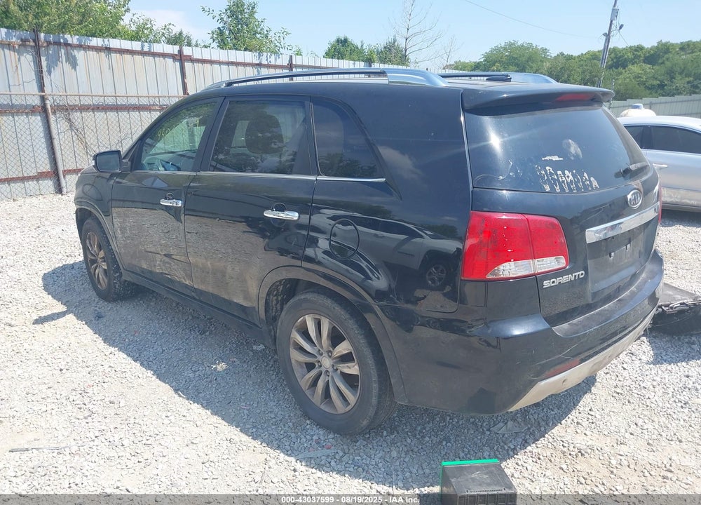 2011 KIA SORENTO VIN: 5XYKW4A20BG092688