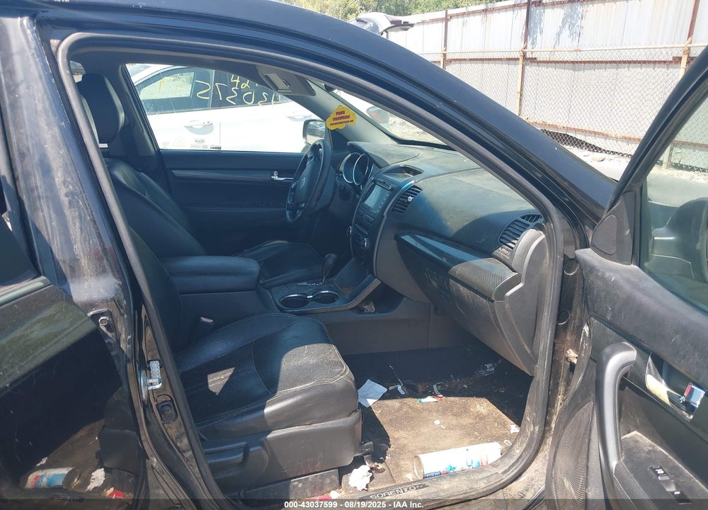 2011 KIA SORENTO VIN: 5XYKW4A20BG092688