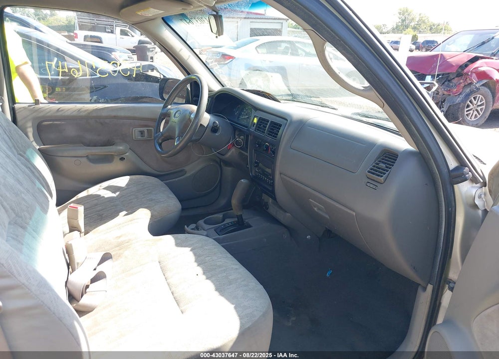 2001 TOYOTA TACOMA VIN: 5TENL42N81Z866138