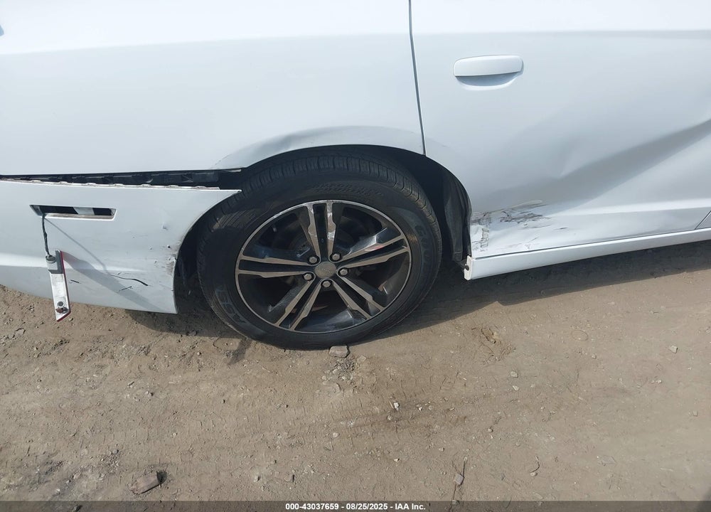 2014 DODGE CHARGER VIN: 2C3CDXJG8EH372067
