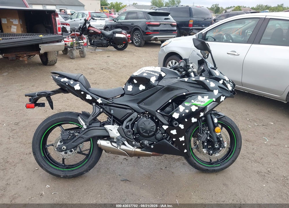 2025 KAWASAKI EX650 R VIN: ML5EXER10SDAE7463