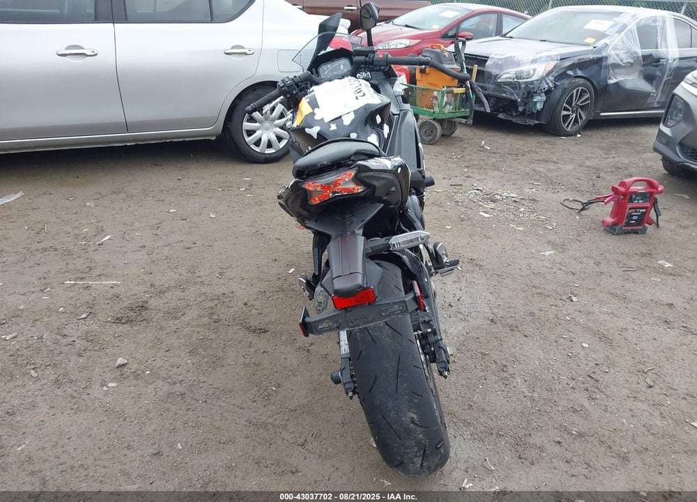 2025 KAWASAKI EX650 R VIN: ML5EXER10SDAE7463