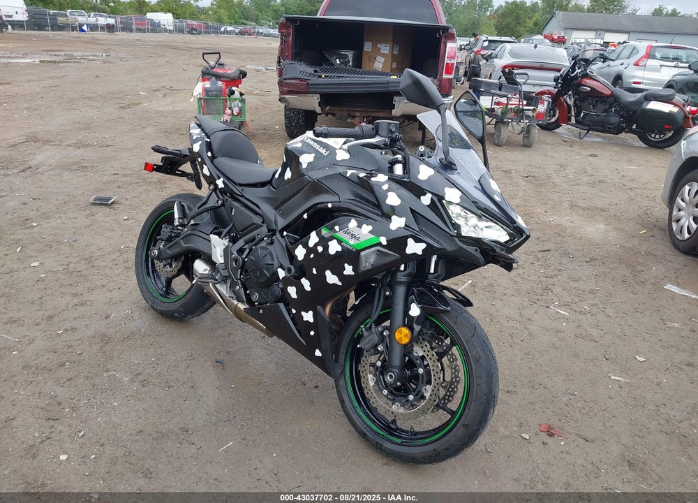 2025 KAWASAKI EX650 R VIN: ML5EXER10SDAE7463