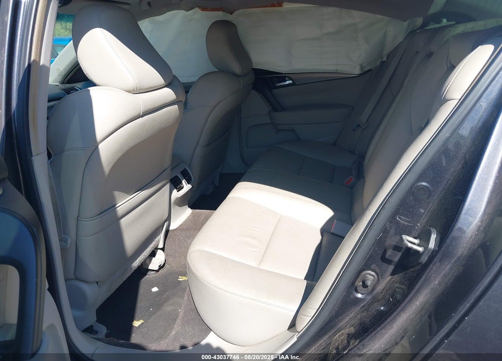 2013 ACURA TL VIN: 19UUA8F23DA010383