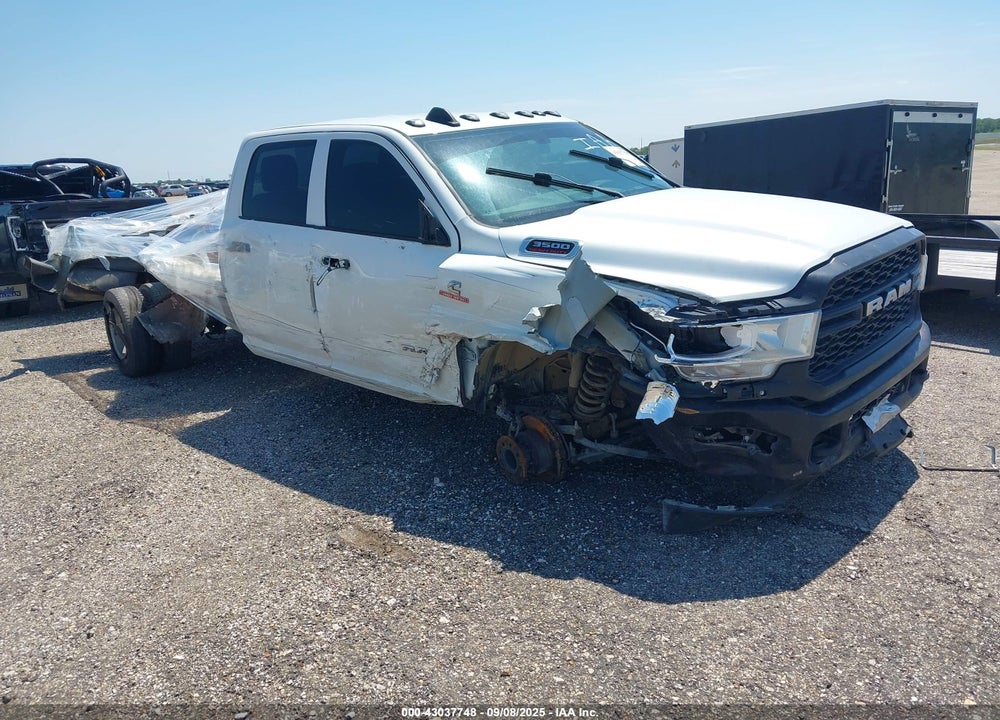 2022 RAM 3500 CHASSIS TRADESMAN/SLT/LAIE/LIMITED VIN: 3C7WRTCL6NG279886