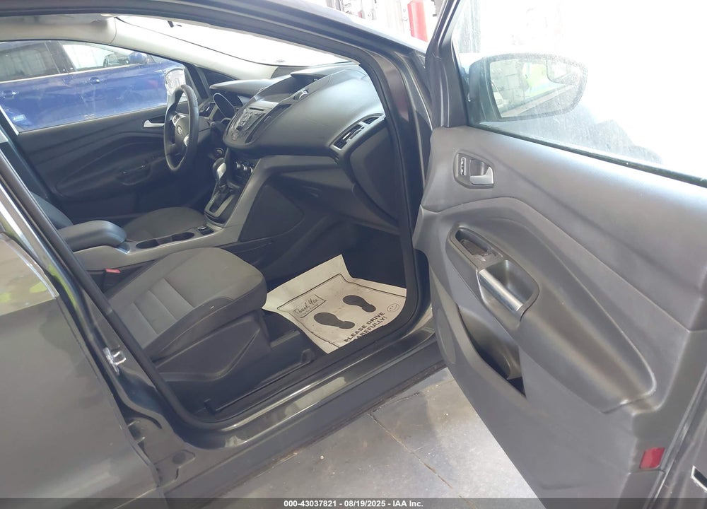 2015 FORD ESCAPE VIN: 1FMCU0G9XFUB72670