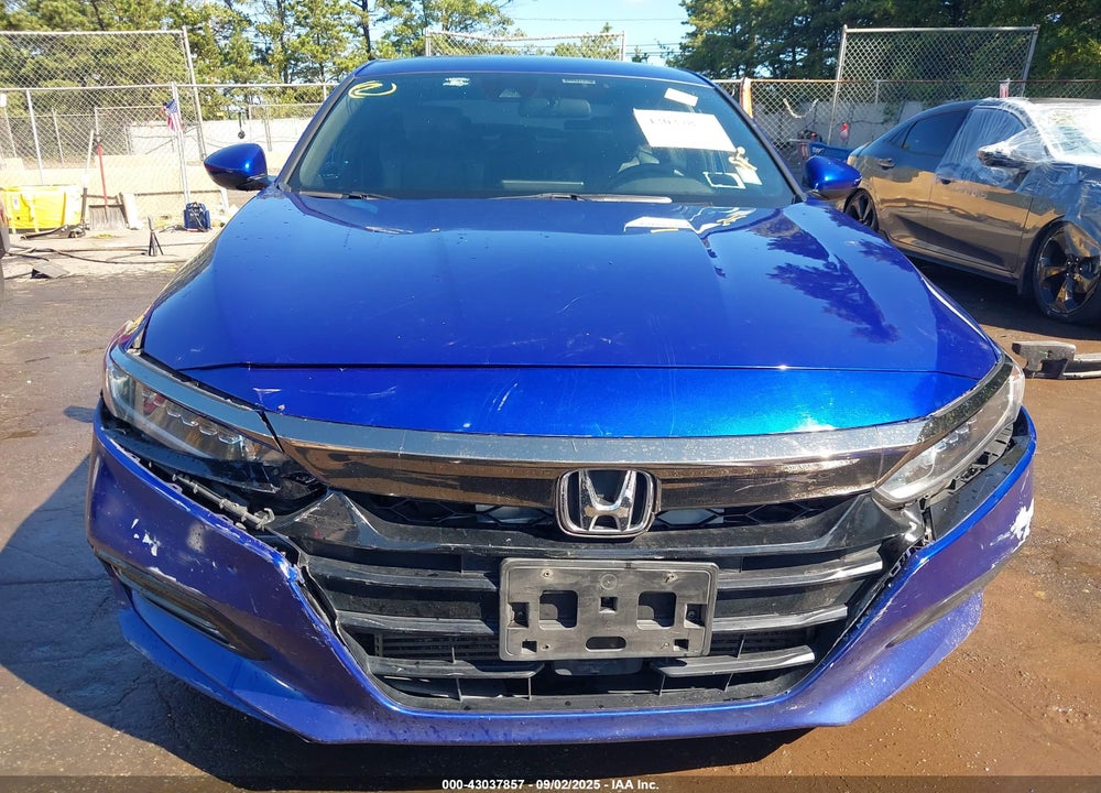 2018 HONDA ACCORD VIN: 1HGCV1F31JA009194