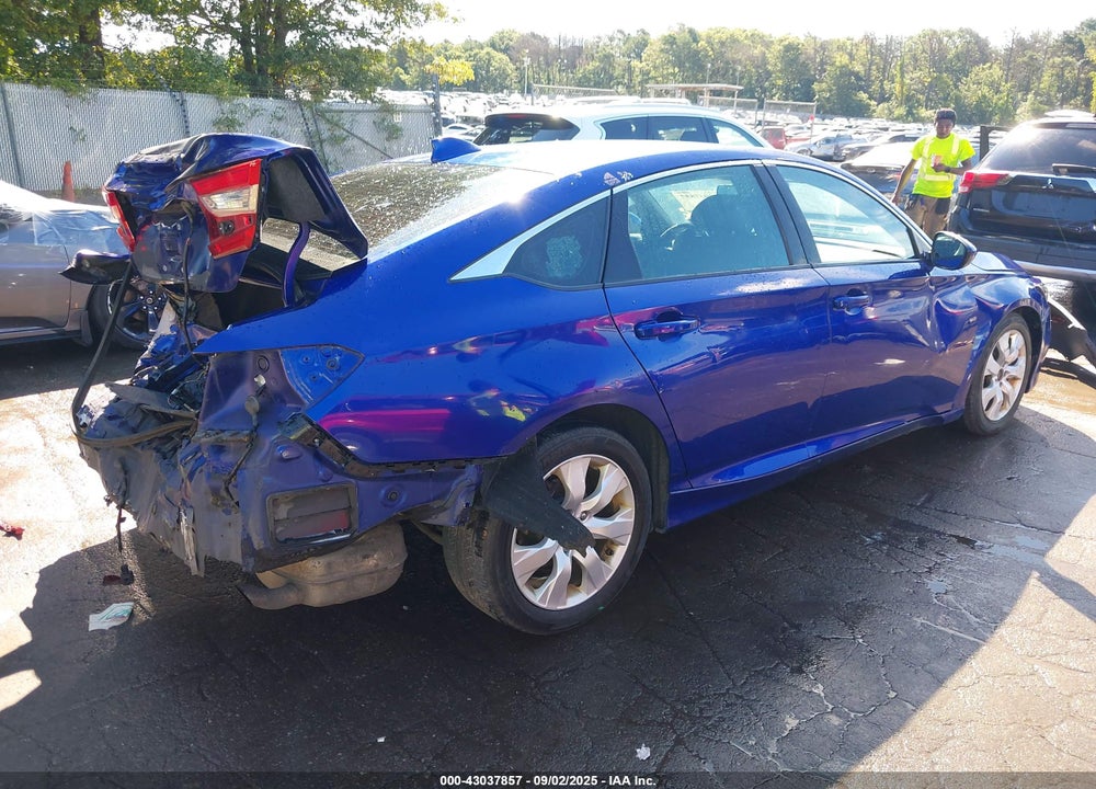 2018 HONDA ACCORD VIN: 1HGCV1F31JA009194