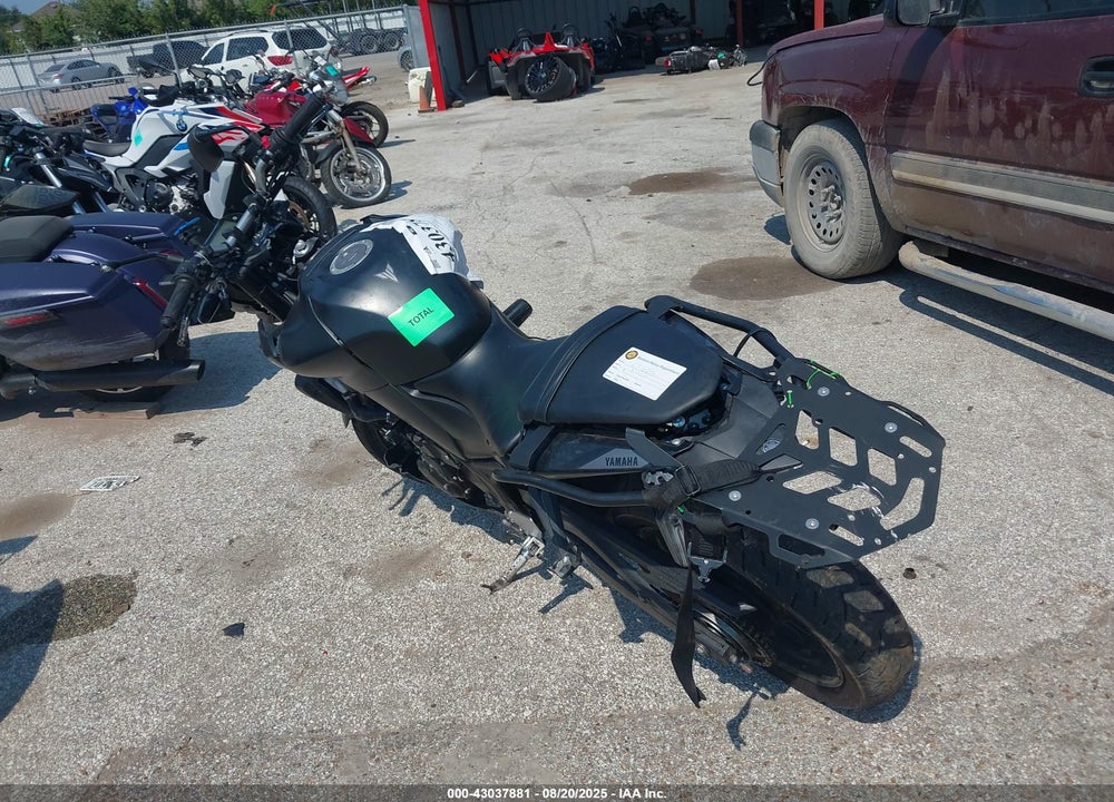 2023 YAMAHA MT-03 VIN: MH3RH20YXPK010844