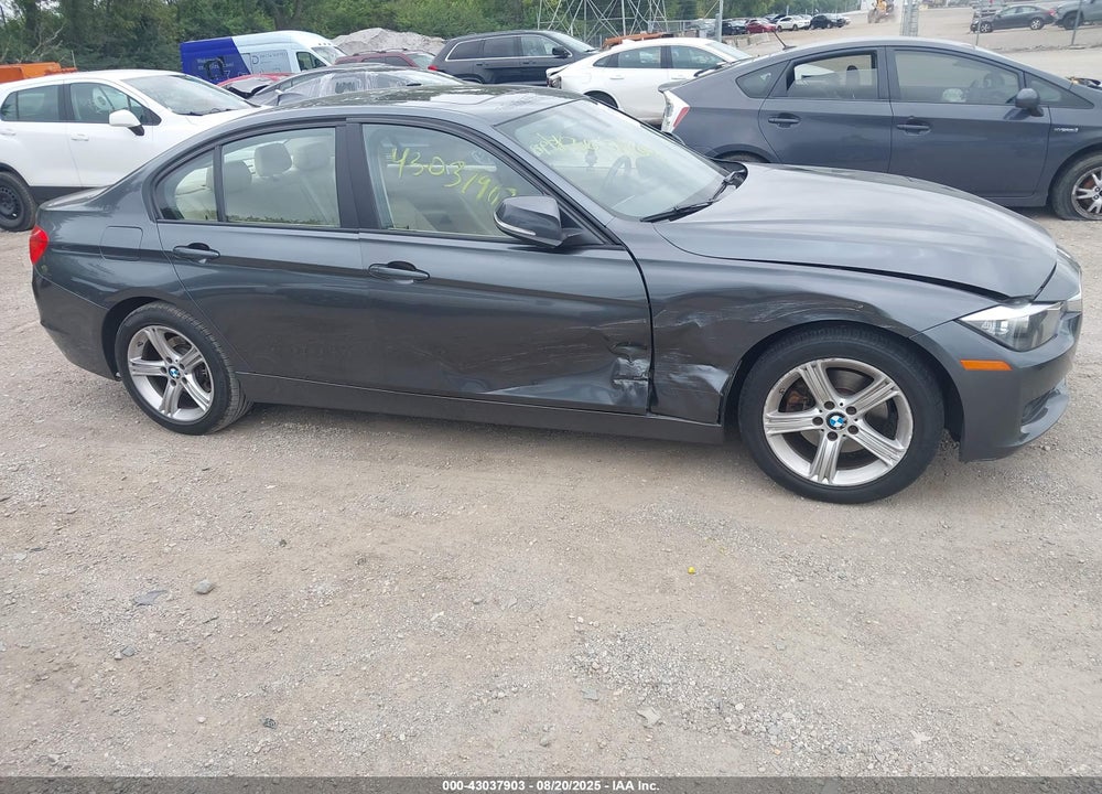 2013 BMW 3 SERIES VIN: WBA3B5G53DNS04142