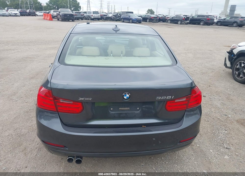 2013 BMW 3 SERIES VIN: WBA3B5G53DNS04142