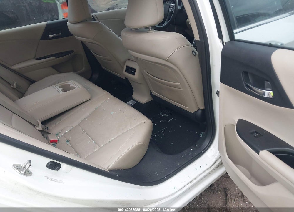 2013 HONDA ACCORD VIN: 1HGCR2F8XDA236491