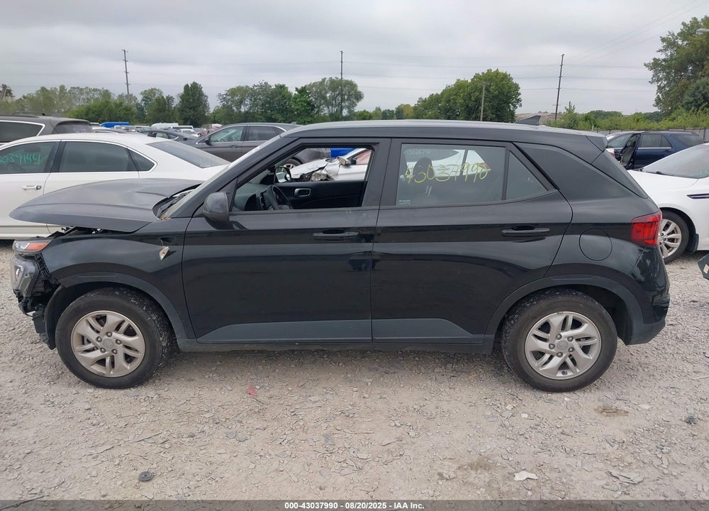 2022 HYUNDAI VENUE VIN: KMHRB8A37NU176998