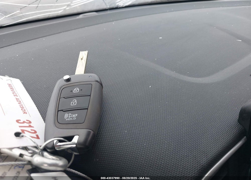 2022 HYUNDAI VENUE VIN: KMHRB8A37NU176998