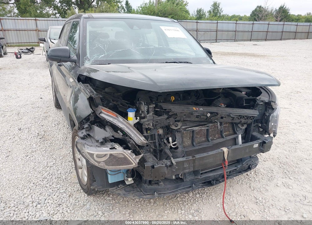 2022 HYUNDAI VENUE VIN: KMHRB8A37NU176998