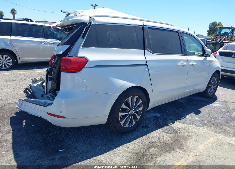 2018 KIA SEDONA SX VIN: KNDMC5C19J6407789