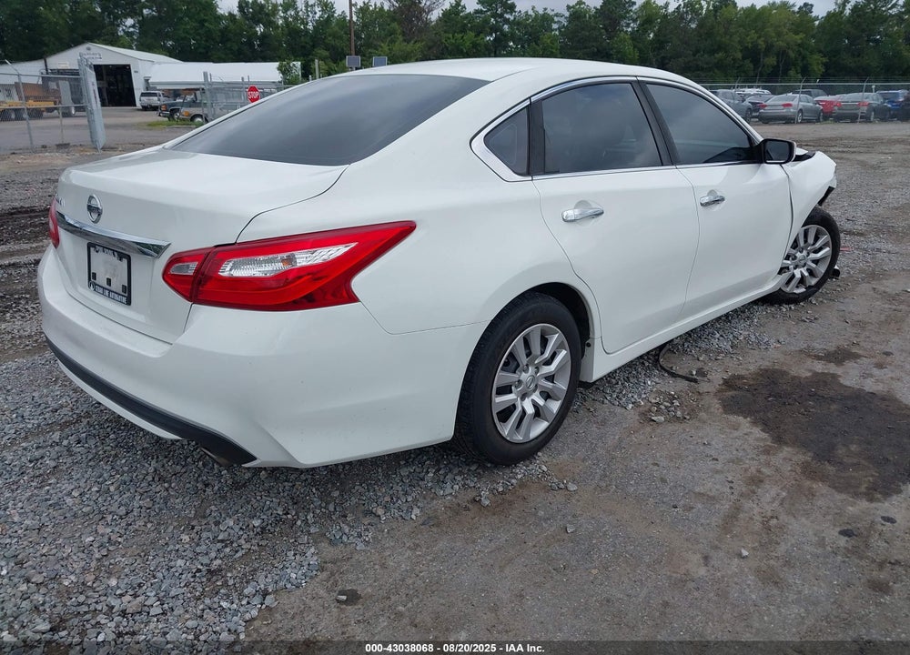 2017 NISSAN ALTIMA VIN: 1N4AL3AP5HN340810