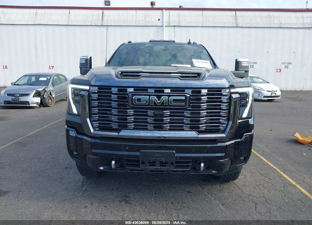 2024 GMC SIERRA 3500HD 4WD  STANDARD BED DENALI ULTIMATE VIN: 1GT49YEYXRF432528