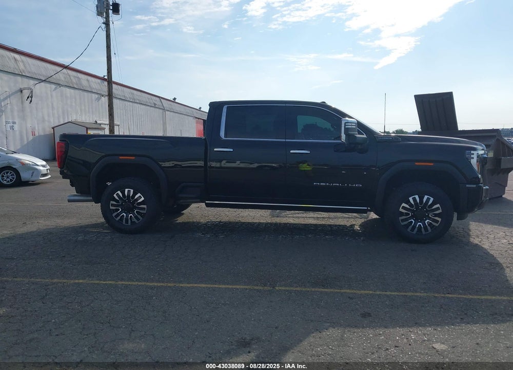 2024 GMC SIERRA 3500HD 4WD  STANDARD BED DENALI ULTIMATE VIN: 1GT49YEYXRF432528