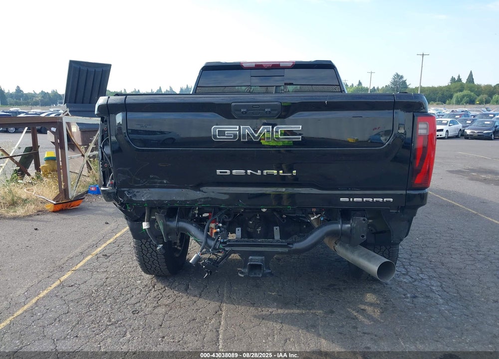 2024 GMC SIERRA 3500HD 4WD  STANDARD BED DENALI ULTIMATE VIN: 1GT49YEYXRF432528