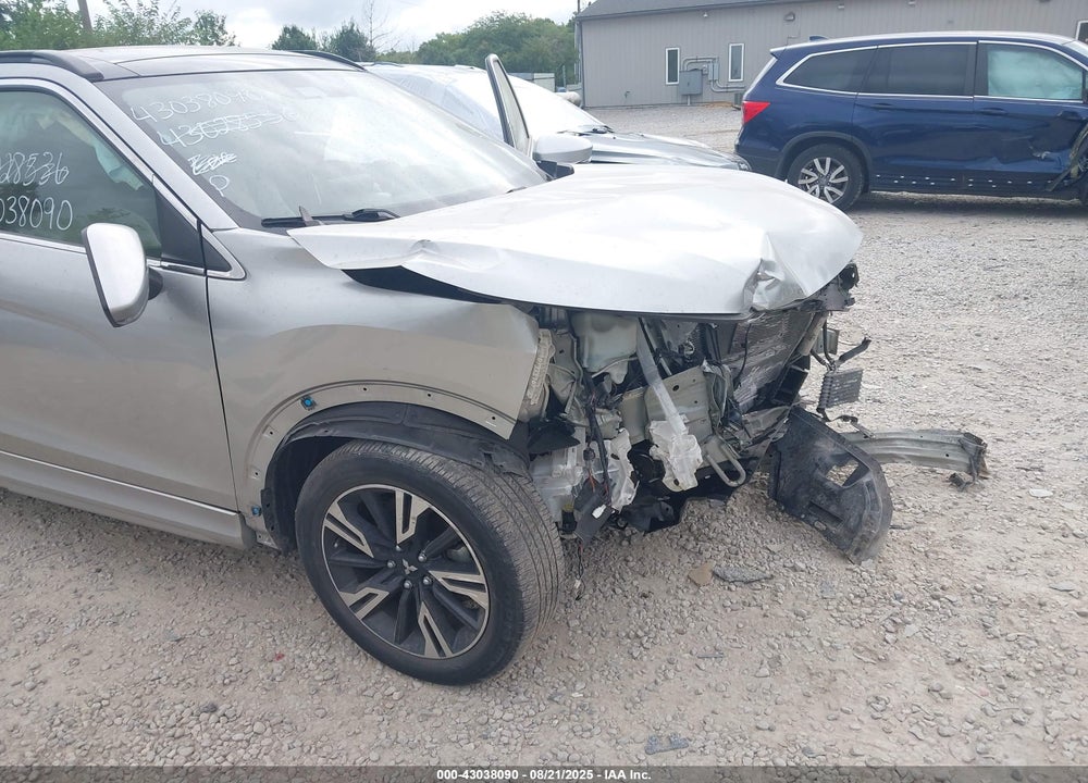 2023 MITSUBISHI ECLIPSE CROSS SE S-AWC/SEL S-AWC VIN: JA4ATWAA2PZ001530