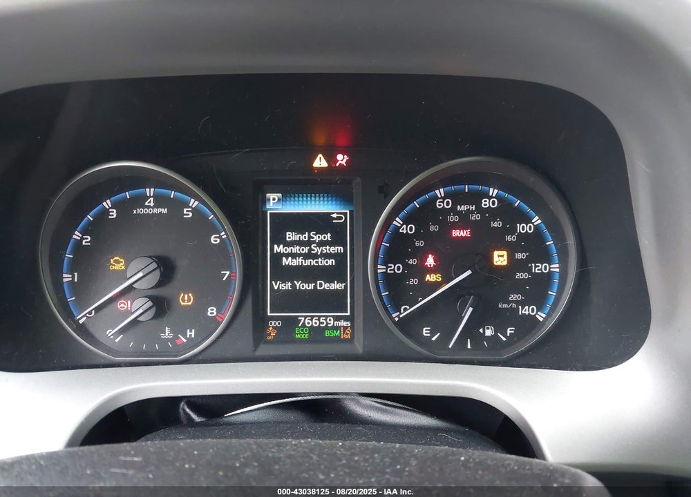 2018 TOYOTA RAV4 VIN: 2T3RFREV1JW706180