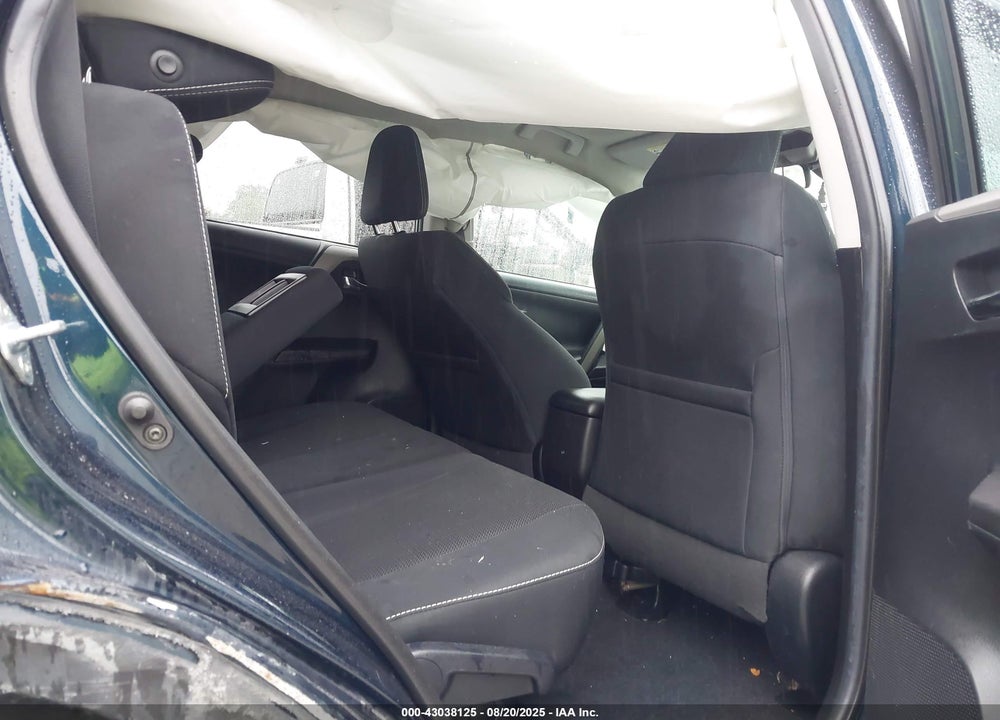 2018 TOYOTA RAV4 VIN: 2T3RFREV1JW706180