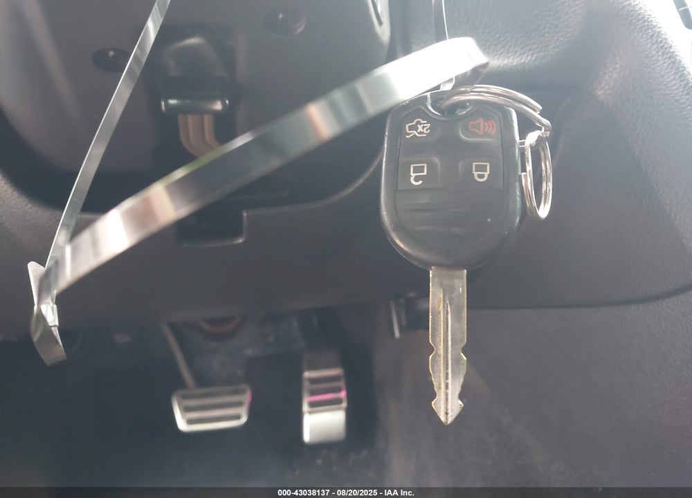 2011 FORD MUSTANG VIN: 1ZVBP8EM7B5130584