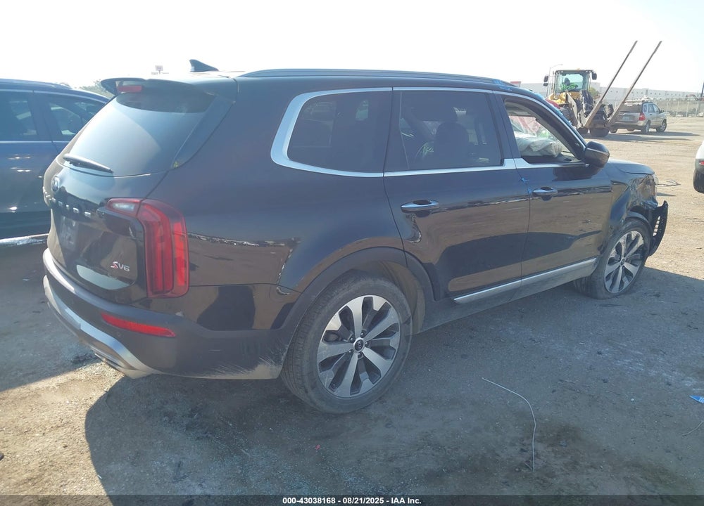2021 KIA TELLURIDE VIN: 5XYP64HC2MG111975