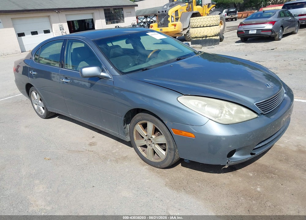 2005 LEXUS ES 330 VIN: JTHBA30G255110500