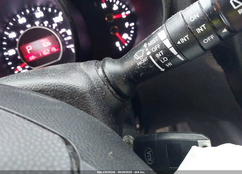 2016 KIA SOUL VIN: KNDJN2A20G7351560