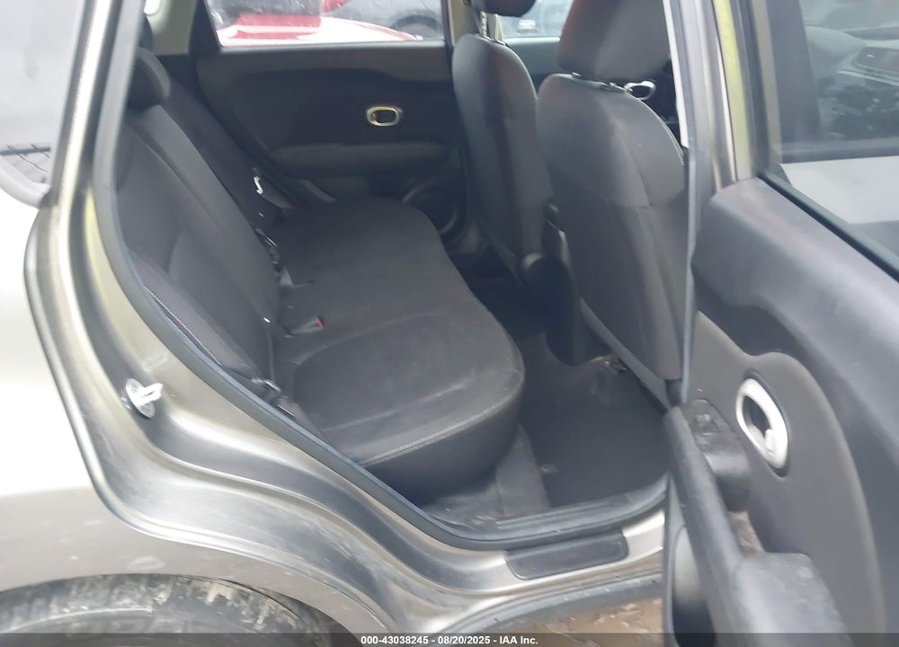 2016 KIA SOUL VIN: KNDJN2A20G7351560