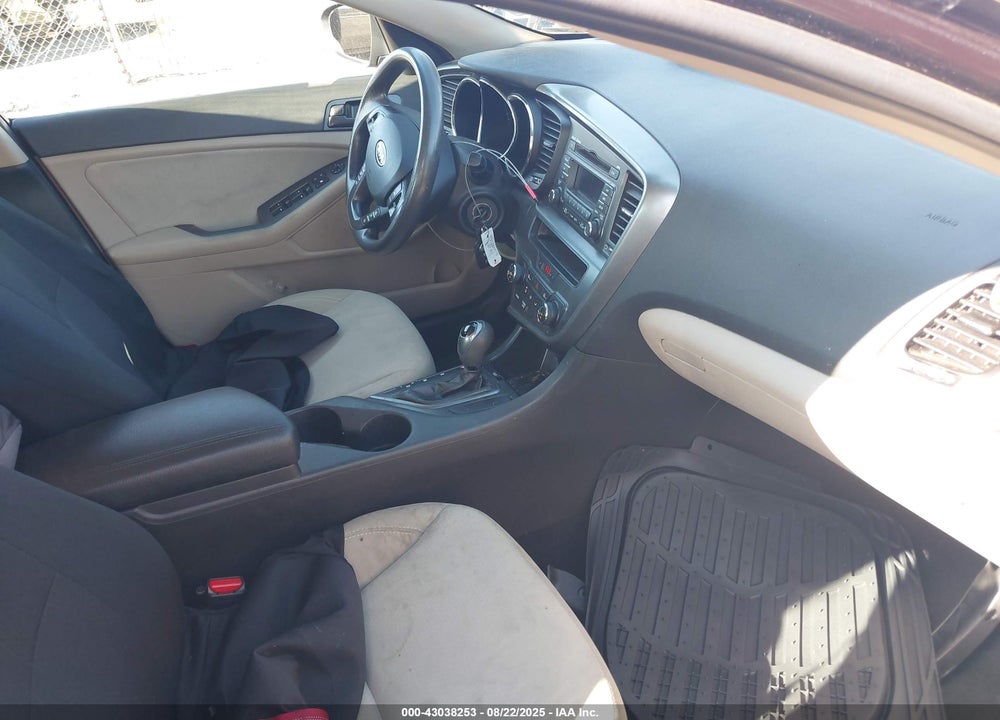 2012 KIA OPTIMA LX VIN: 5XXGM4A70CG045352