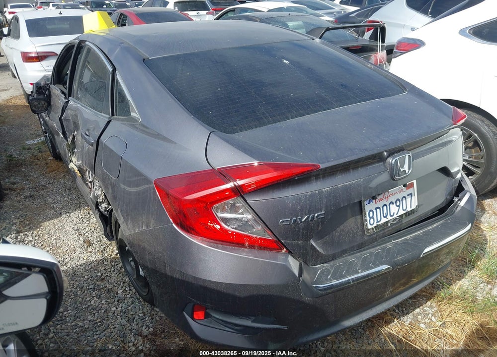 2018 HONDA CIVIC LX VIN: 2HGFC2F55JH559364