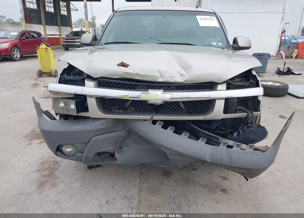 2002 CHEVROLET AVALANCHE 1500 VIN: 3GNEK13T12G216666
