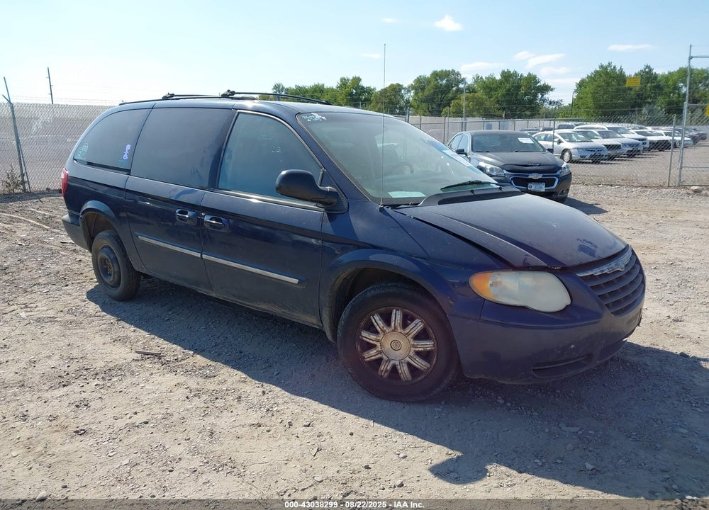 2005 CHRYSLER TOWN & COUNTRY TOURING VIN: 2C4GP54L15R523102
