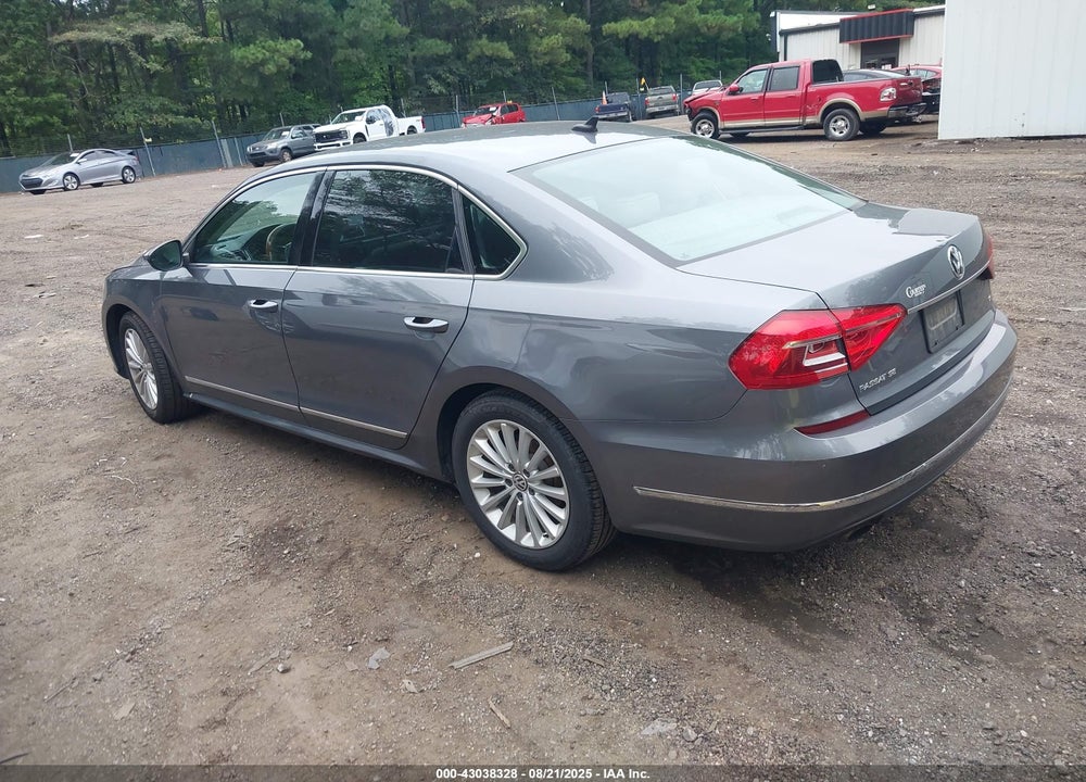 2016 VOLKSWAGEN PASSAT VIN: 1VWBS7A32GC012807