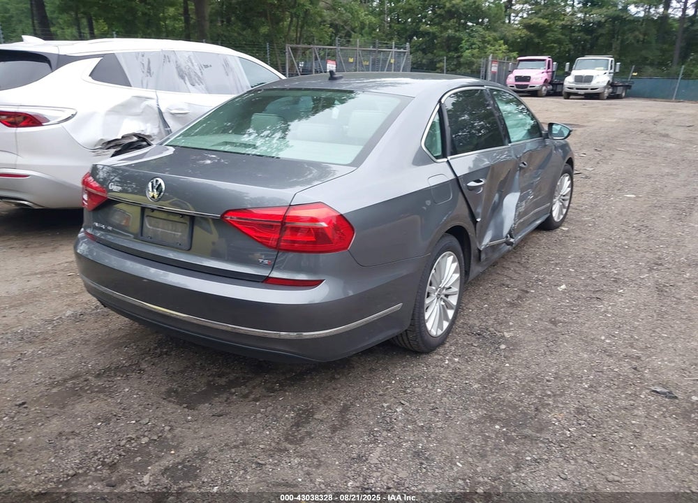 2016 VOLKSWAGEN PASSAT VIN: 1VWBS7A32GC012807