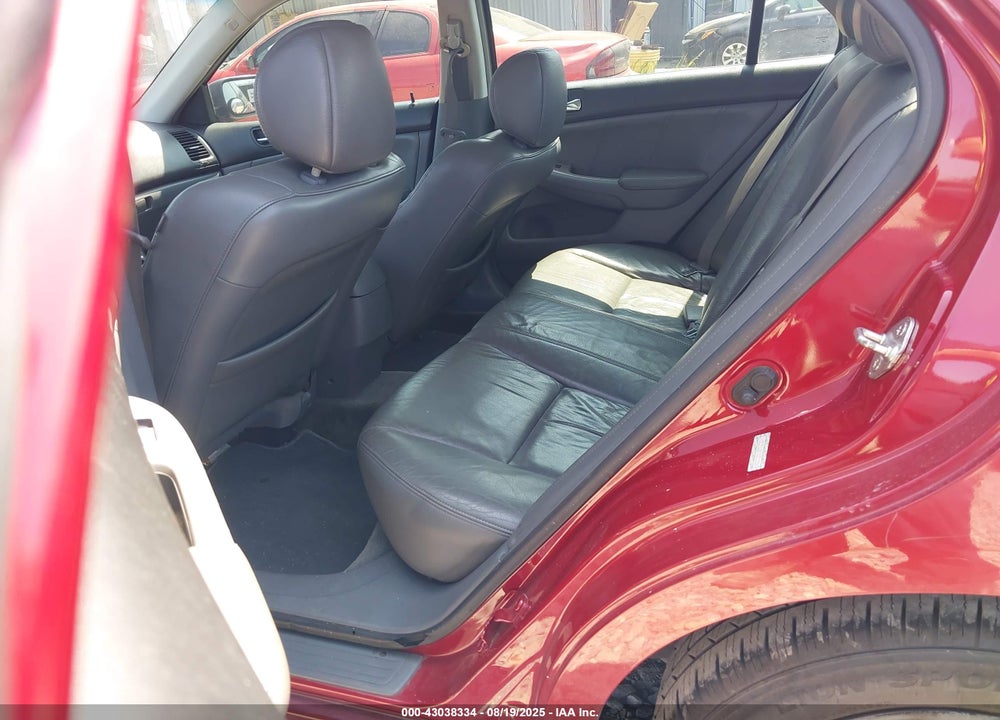 2007 HONDA ACCORD VIN: 1HGCM56857A021234