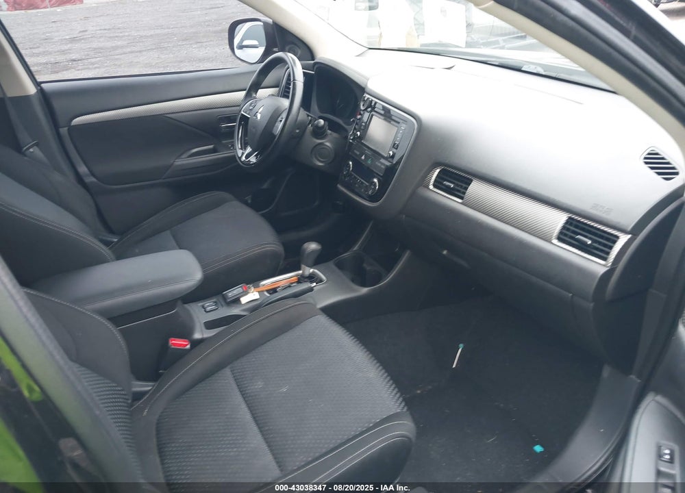 2016 MITSUBISHI OUTLANDER VIN: JA4AZ3A30GZ008362