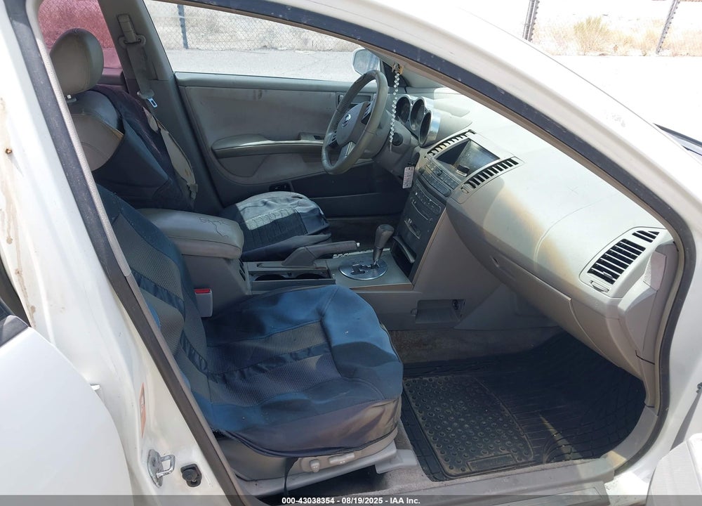 2004 NISSAN MAXIMA 3.5 SE VIN: 1N4BA41E54C829633