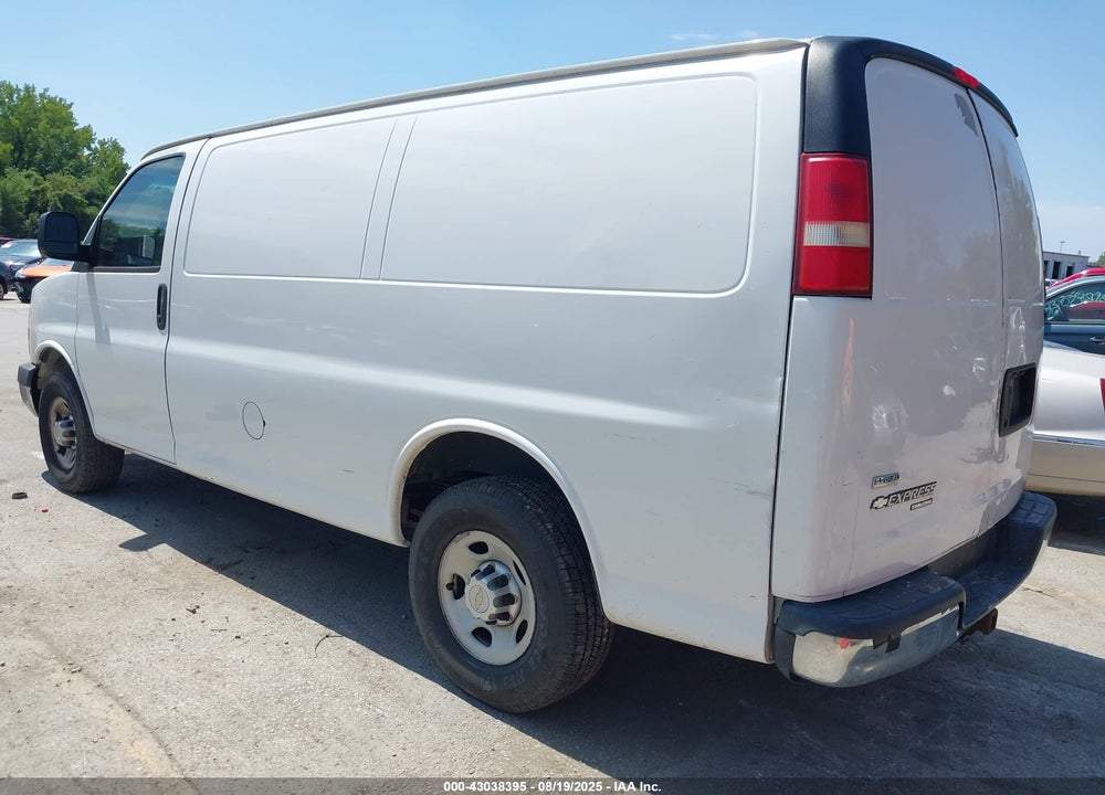 2011 CHEVROLET EXPRESS 3500 WORK VAN VIN: 1GCZGTBG5B1174528