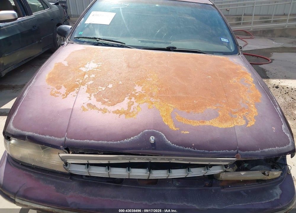 1996 CHEVROLET CAPRICE CLASSIC VIN: 1G1BL52W0TR183245