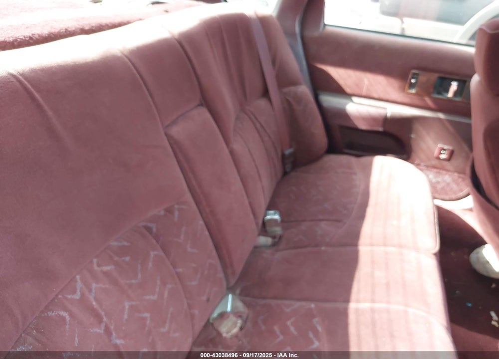 1996 CHEVROLET CAPRICE CLASSIC VIN: 1G1BL52W0TR183245