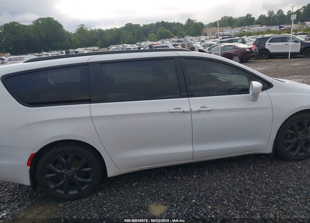 2018 CHRYSLER PACIFICA TOURING PLUS VIN: 2C4RC1FGXJR226921