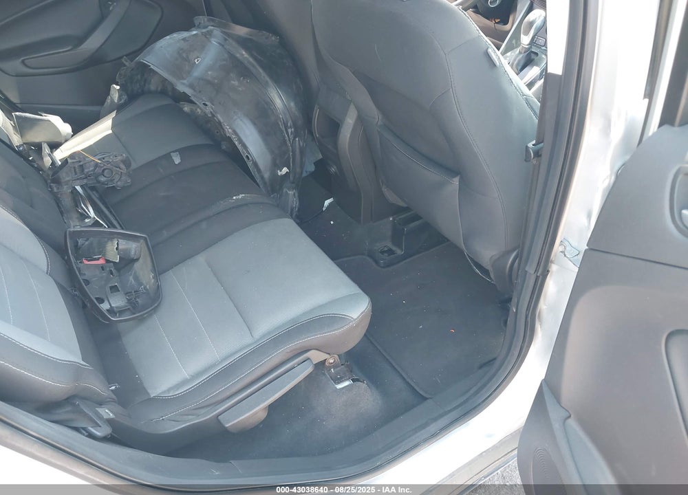 2015 FORD ESCAPE SE VIN: 1FMCU0G72FUB46773