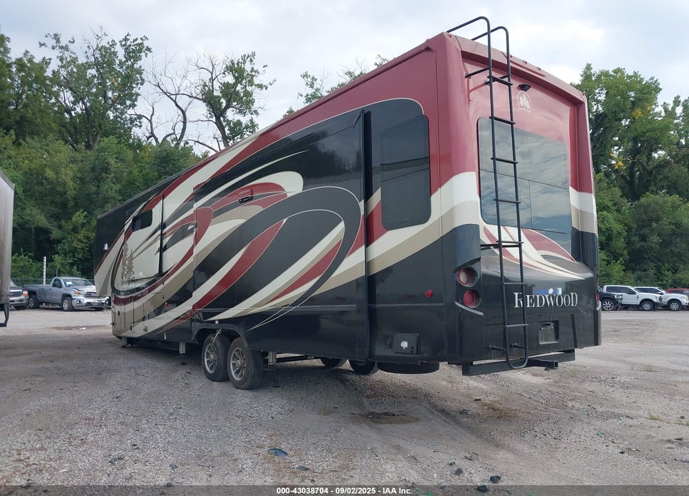 2018 REDWOOD RV 3901WB VIN: 4YDF39023J9340339