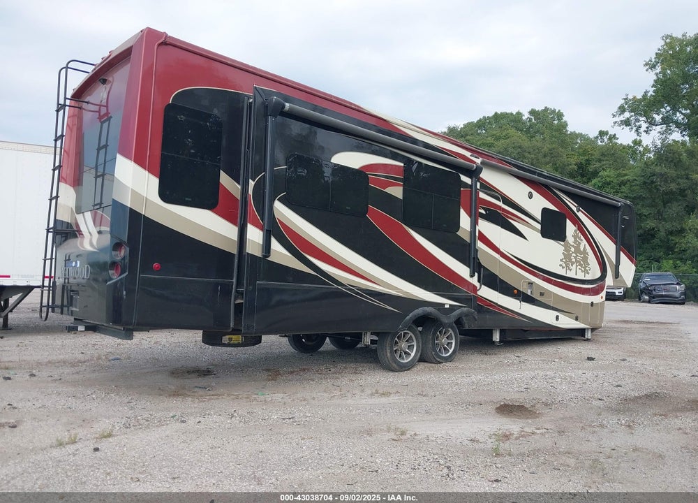2018 REDWOOD RV 3901WB VIN: 4YDF39023J9340339