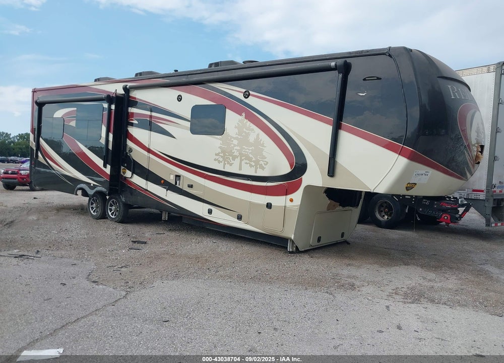 2018 REDWOOD RV 3901WB VIN: 4YDF39023J9340339