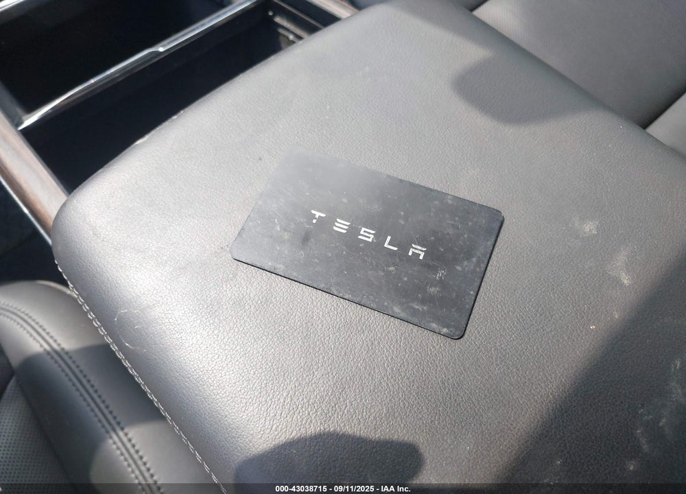 2021 TESLA MODEL S VIN: 5YJSA1E50MF453378